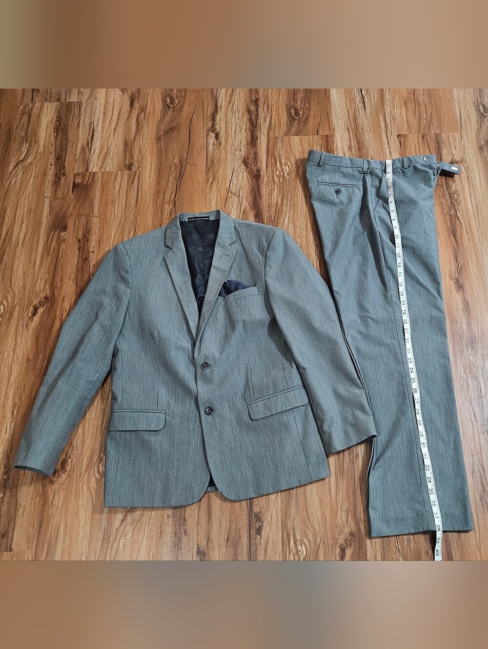 Calvin Klein Boy's Gray Two-Piece Suit Sophisticated Formalwear Size 18 Regular